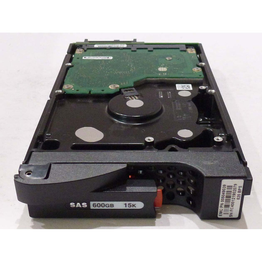 EMC 005049039 DISCO DURO SAS 600GB 15k V2-PS15-600 VNXe3100 VNXe3150 VNXe3200