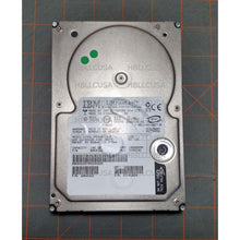 Load image into Gallery viewer, IBM Ultrastar 08K0322 IC35L146UWDY10-0 146GB 68-pin SCSI Hard Drive 161969695871-FoxTI

